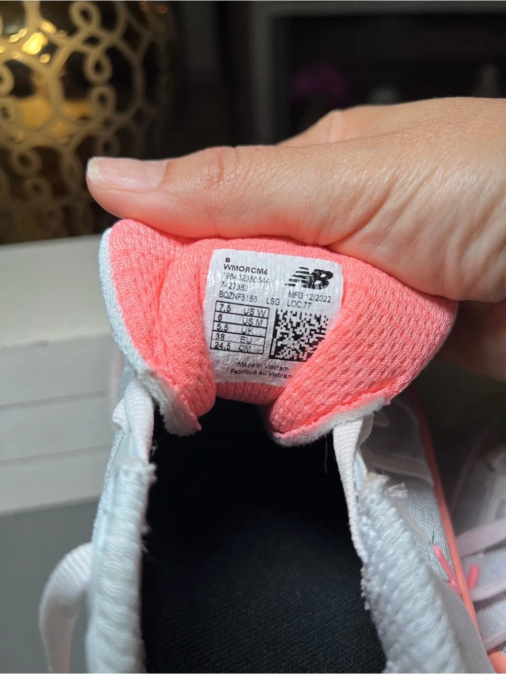 New Balance Fresh Foam More V4 Pink Grey Washed Pink Running Sneakers Women 7.5